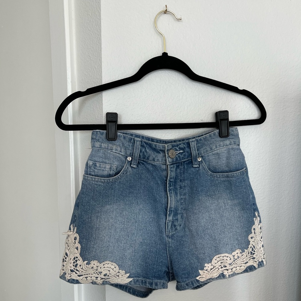 BDG High Rise Erin 5 Pocket Shortie